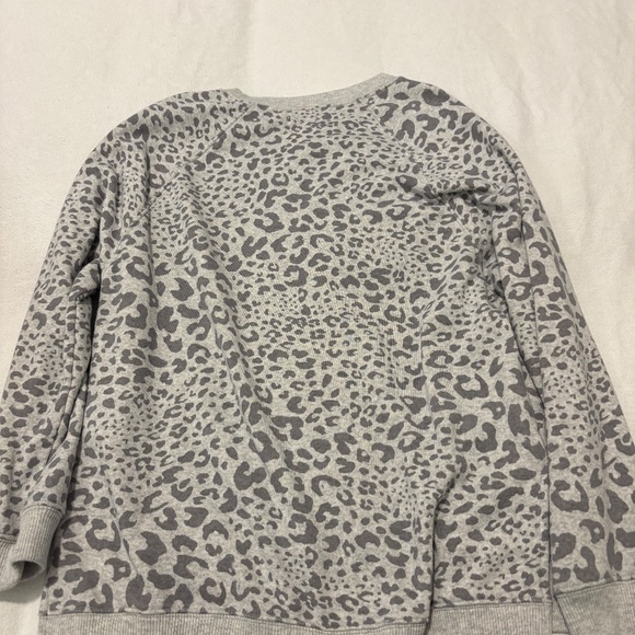 American Eagle ahh-mazingly soft Sweatshirt - Picture 2 of 2